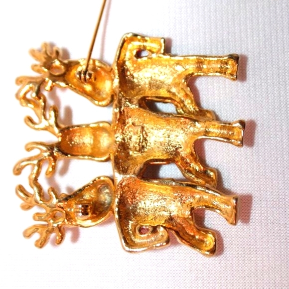 VINTAGE SIGNED "AJC" CHRISTMAS ORIGINAL UGLY SWEATER DANCING REINDEER BROOCH - Picture 5 of 8